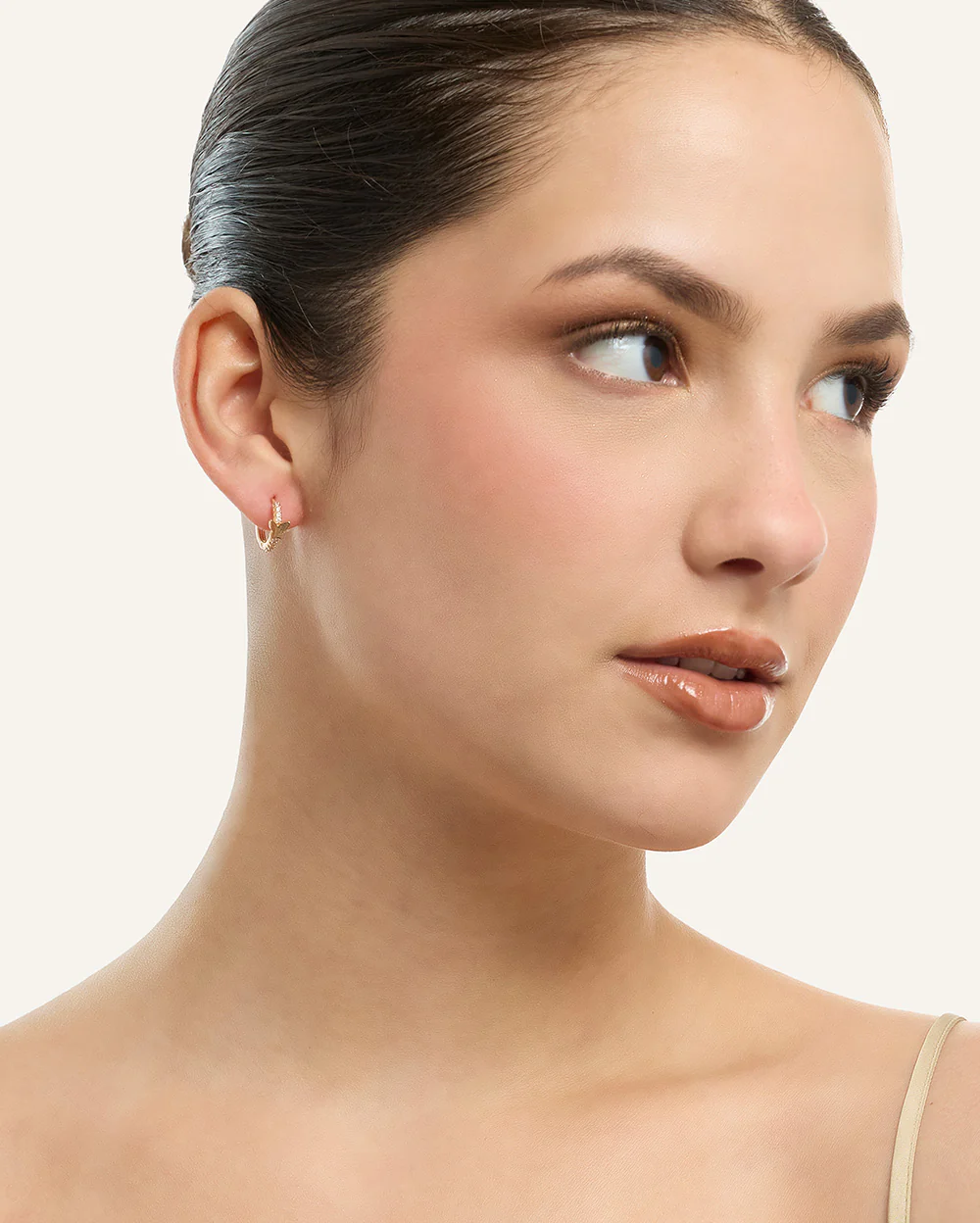 Aretes Argolla Premium Zircón Bañado en Oro Dorado - Image 3