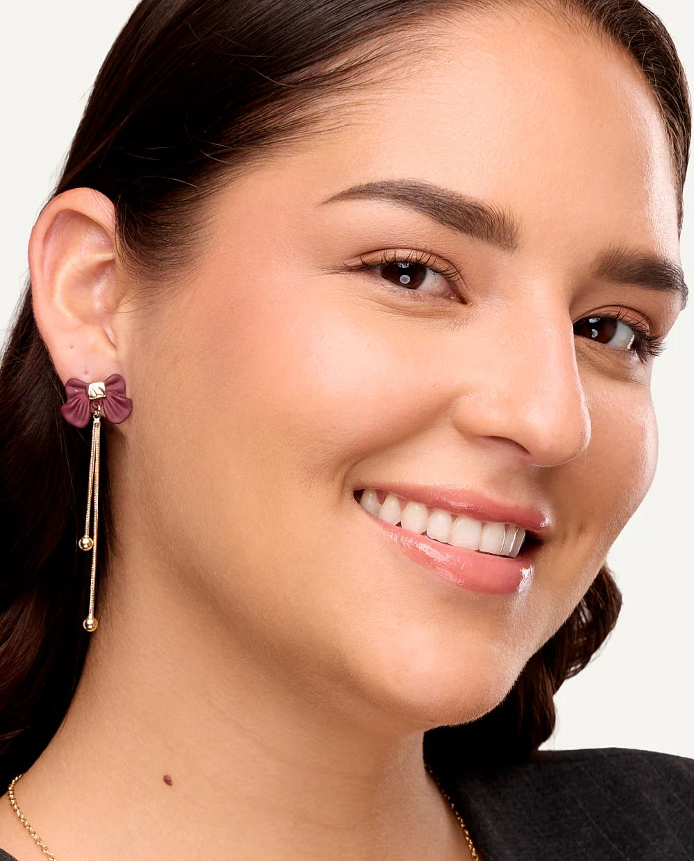 Aretes Largos Moda Moño Burgundy Dorado - Image 2
