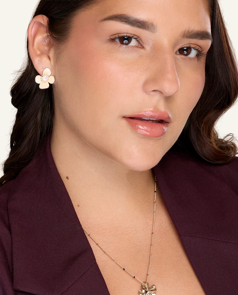 Aretes Moda Flower Dorado - Image 2