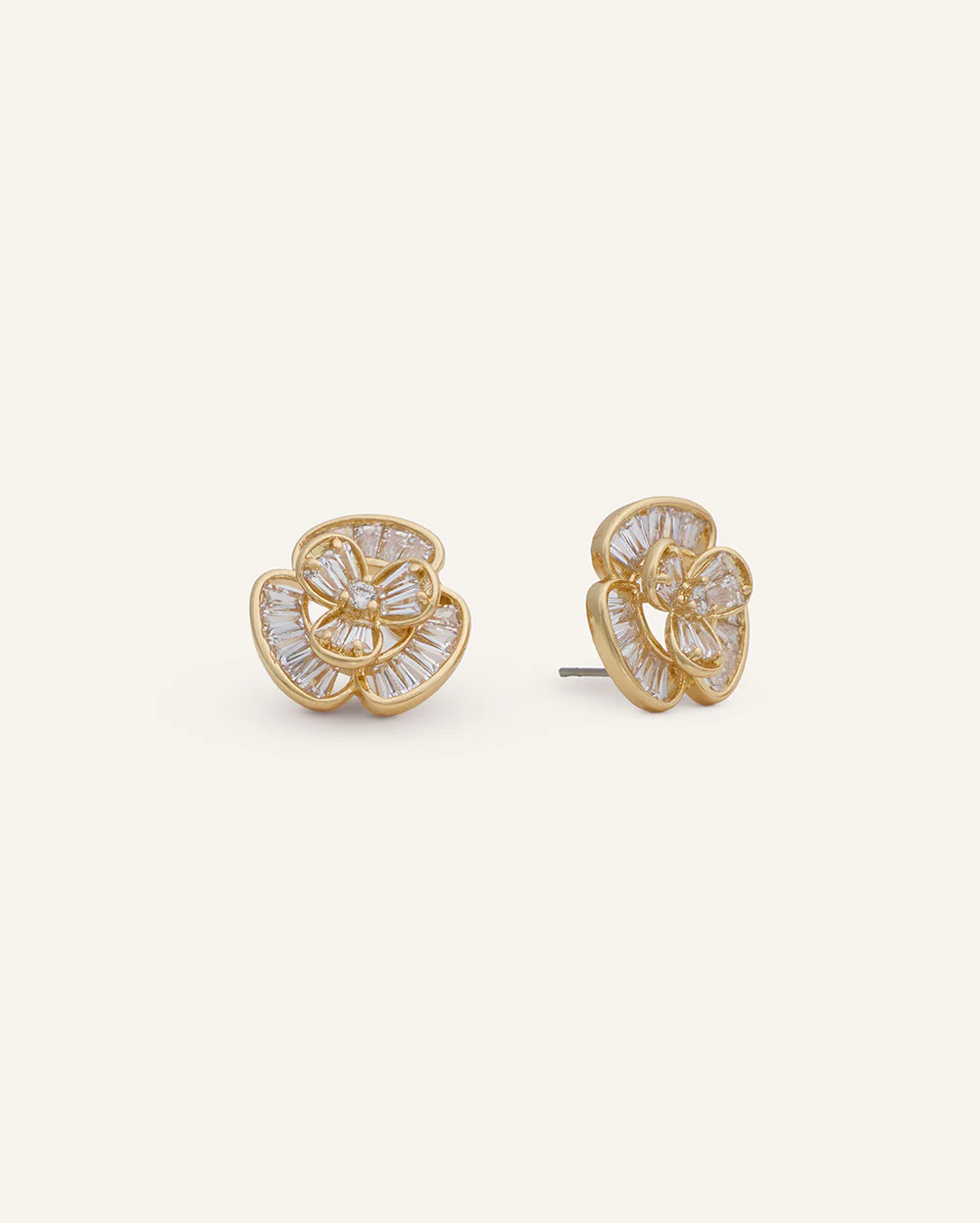 Aretes Pegado Premium Zircón Bañado en Oro Dorado Na - Image 2