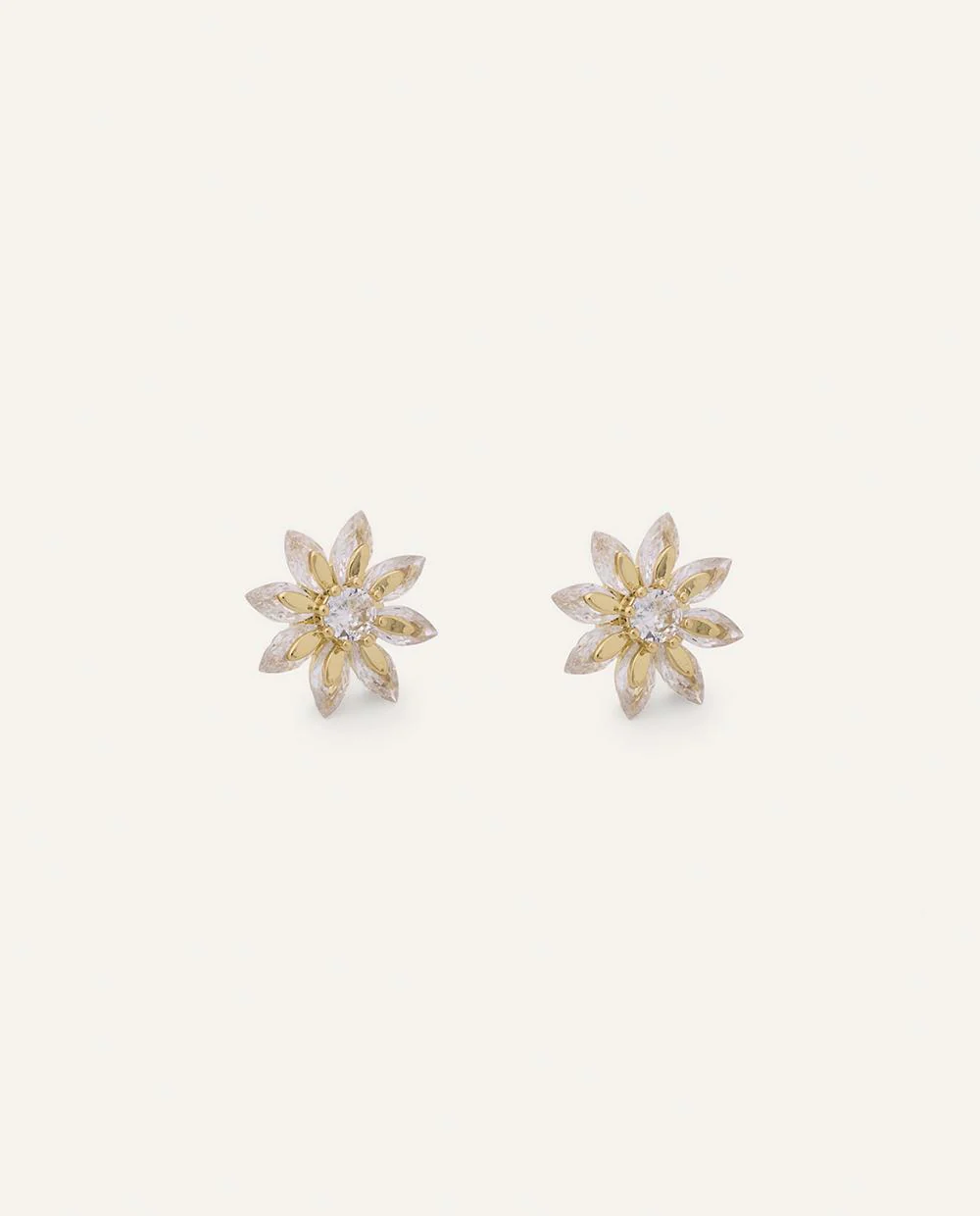 Aretes Premium Zircón Stud Dorado