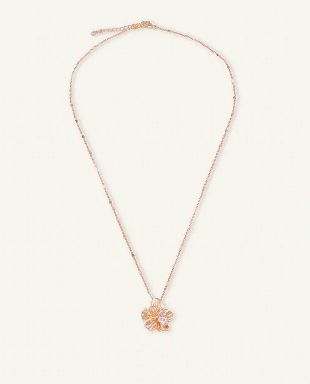 Set Collar + Arete Moda Bloom Dorado - Image 3