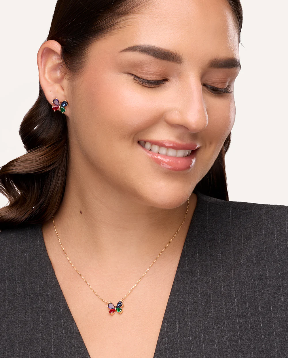 Set Collar + Arete Trendy Mariposa Dorado - Image 2