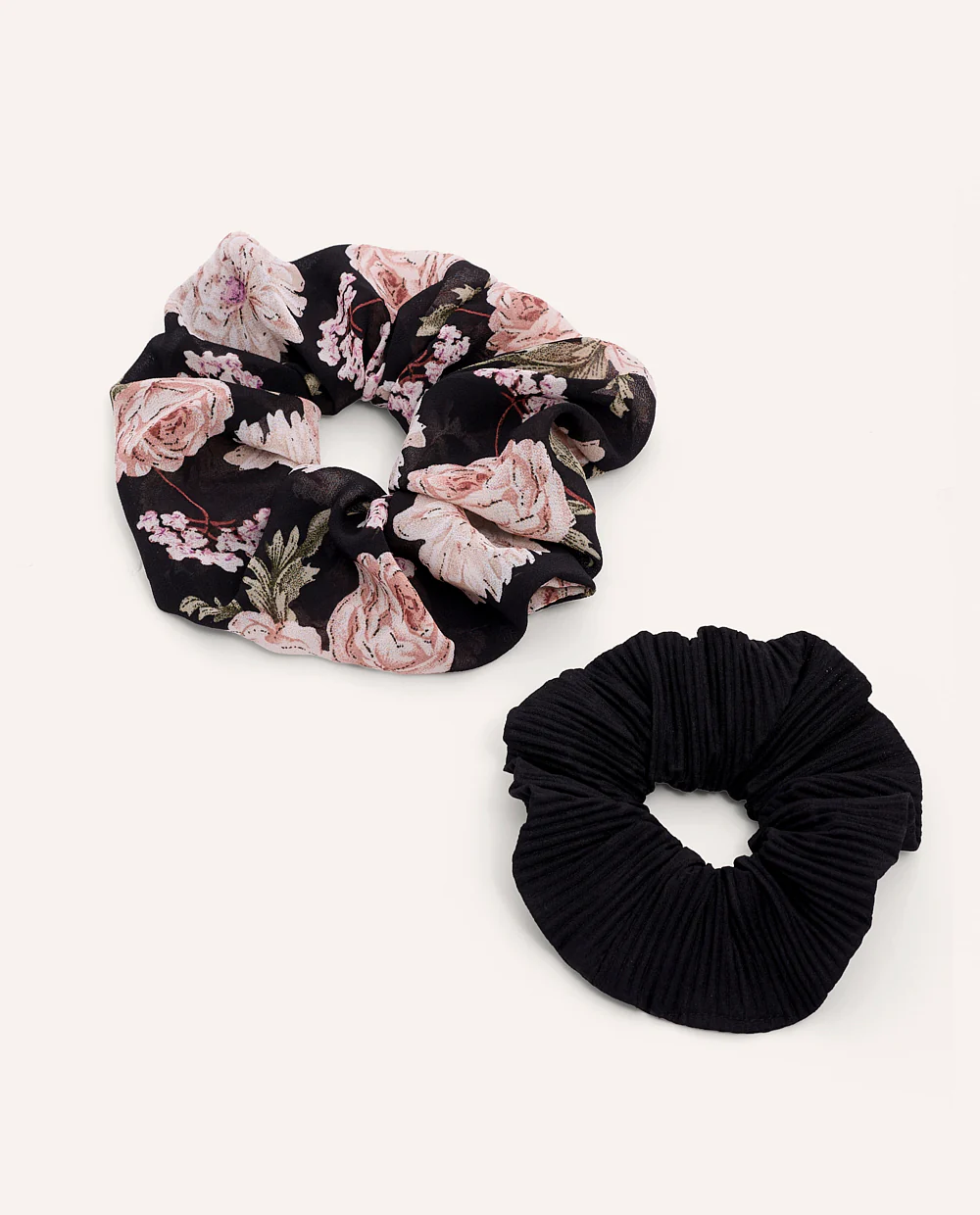 Set de colets negro - Image 2